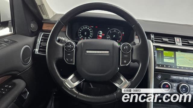 Land Rover Discovery 5 2018 — Şəkil 13/20