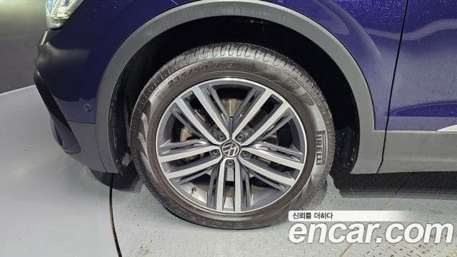 Volkswagen Tiguan Allspace 2023 — Photo 15/20