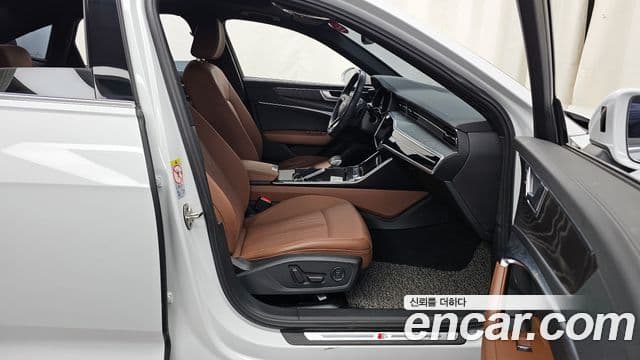 Audi A6 2021 — Şəkil 10/20