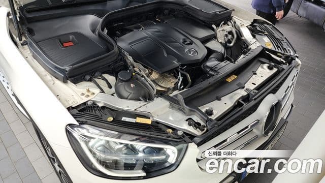 Mercedes-Benz GLC-Class 2021 — Photo 2/20