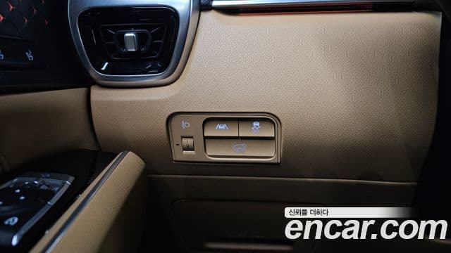 Kia Sorento 2021 — ფოტო 13/20