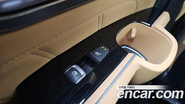 Kia Sorento 2021 — ფოტო 19/20