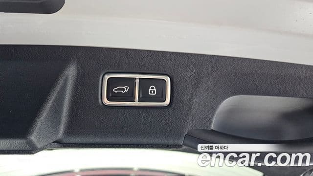 Kia Sorento 2021 — ფოტო 20/20