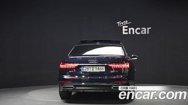 Audi A6 2021 — Фото 4/20