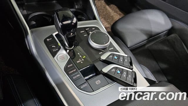 BMW 3 Series 2021 — ფოტო 15/20