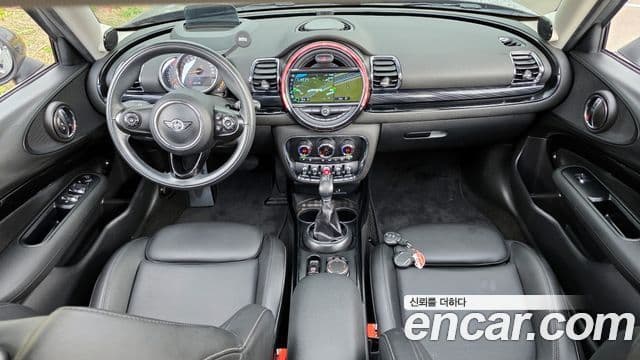 Mini Cooper Clubman 2018 — Фото 7/20