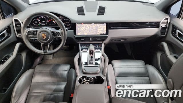 Porsche Cayenne 2019 — Şəkil 7/20