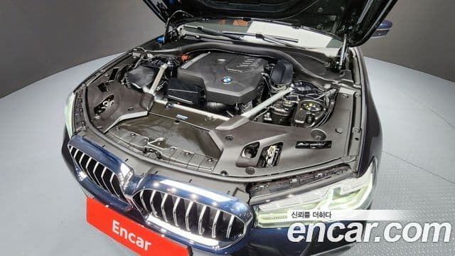 BMW 5 Series 2023 — Şəkil 6/20