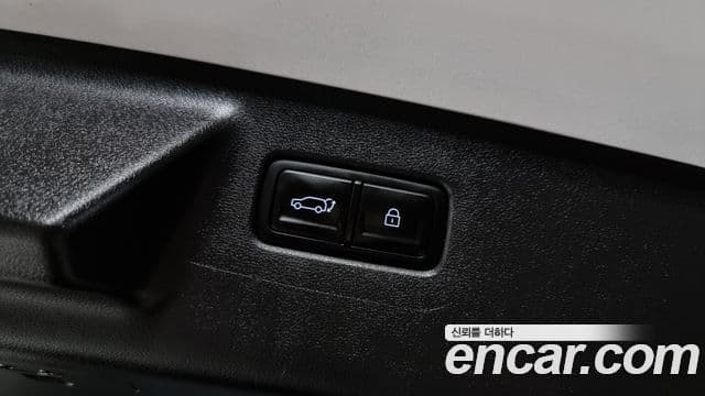 Hyundai Santa Fe 2023 — Şəkil 20/20