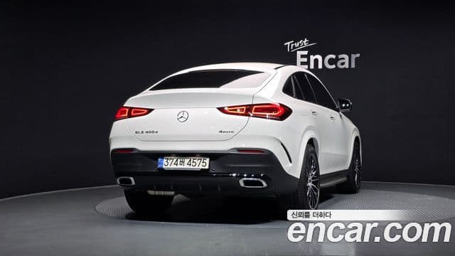 Mercedes-Benz GLE-Class 2022 — Şəkil 4/20