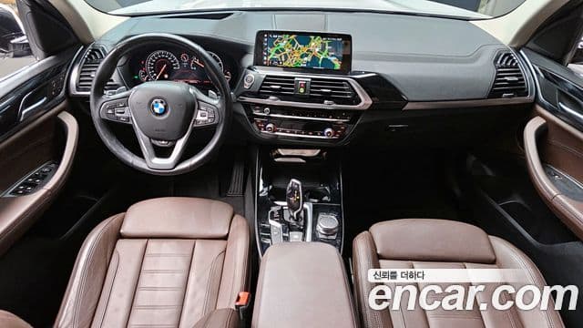 BMW X3 2018 — Şəkil 9/19