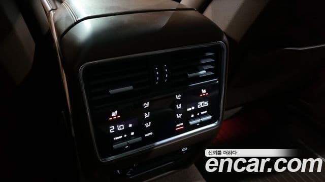 Porsche Cayenne 2020 — Şəkil 17/20