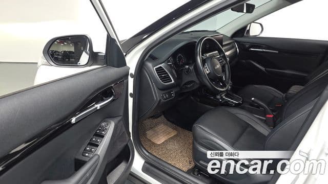 Kia Seltos 2021 — Şəkil 11/20