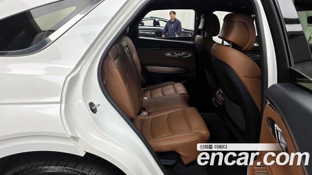 Genesis GV70 2021 — ფოტო 12/20
