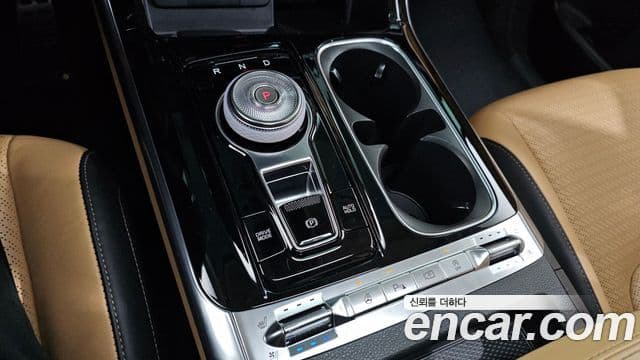 Kia Carnival 2021 — Şəkil 9/20