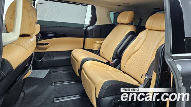 Kia Carnival 2021 — Şəkil 12/20