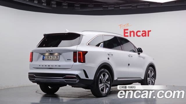 Kia Sorento 2021 — Фото 2/20