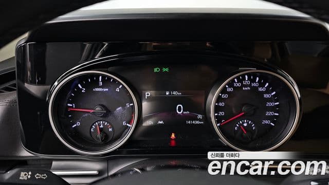 Kia Carnival 2020 — Şəkil 8/20