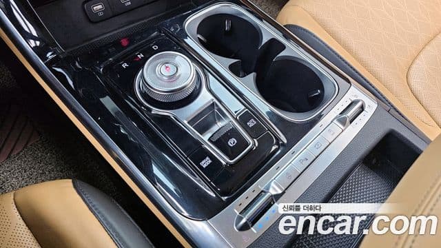 Kia Carnival 2020 — Şəkil 9/20