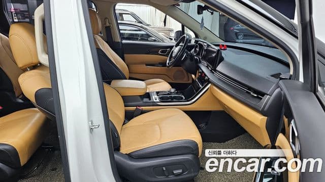 Kia Carnival 2020 — Şəkil 11/20