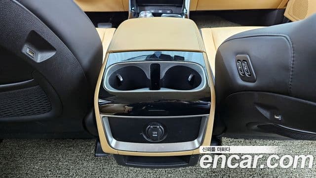 Kia Carnival 2020 — Şəkil 18/20