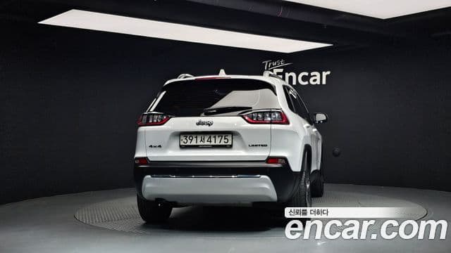Jeep Cherokee 2021 — Şəkil 4/20