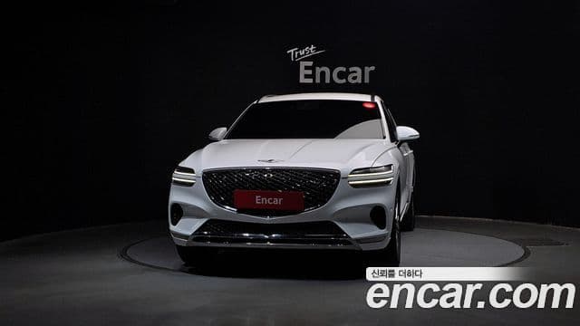 Genesis GV70 2022 — ფოტო 18/20