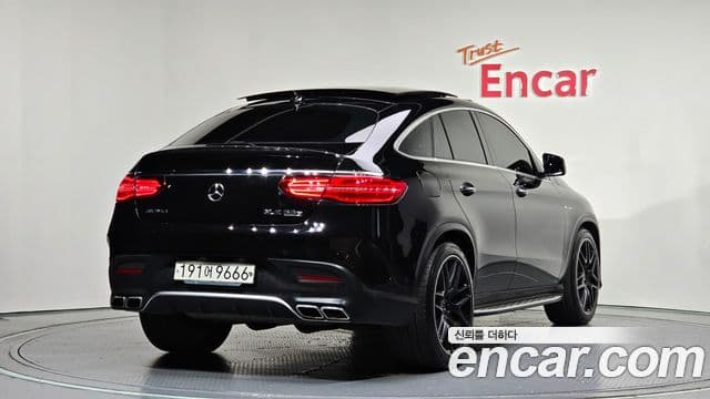 Mercedes-Benz GLE-Class 2019 — Şəkil 1/20
