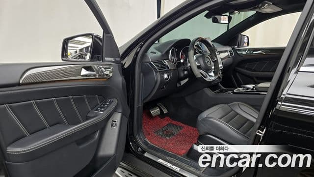 Mercedes-Benz GLE-Class 2019 — Şəkil 8/20