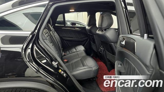 Mercedes-Benz GLE-Class 2019 — Şəkil 11/20