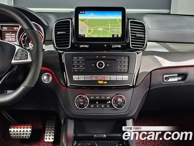 Mercedes-Benz GLE-Class 2019 — Şəkil 15/20