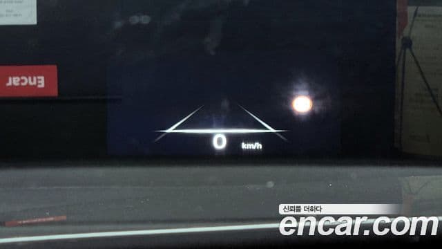 Genesis Electrified G80 2022 — Şəkil 12/20