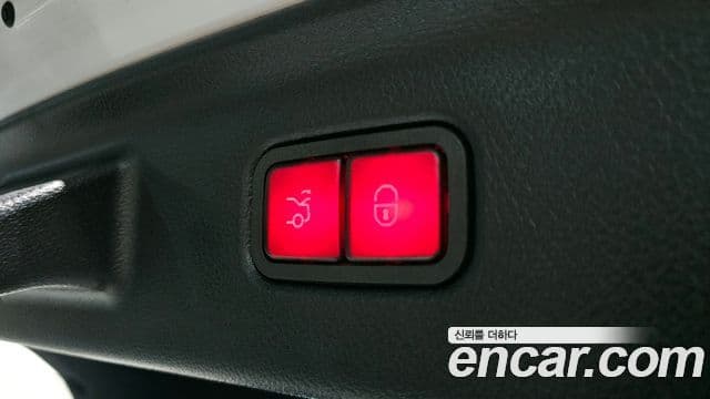 Mercedes-Benz S-Class 2024 — ფოტო 18/20