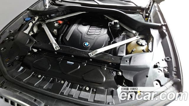 BMW X7 2021 — ფოტო 6/20