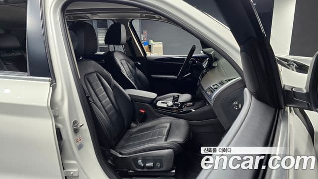 BMW X3 2022 — Фото 10/20