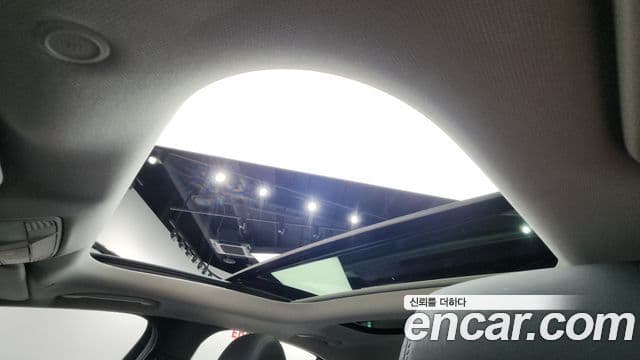 Mercedes-Benz E-Class 2019 — Şəkil 18/20
