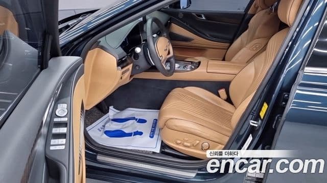 Genesis Electrified G80 2022 — ფოტო 7/18
