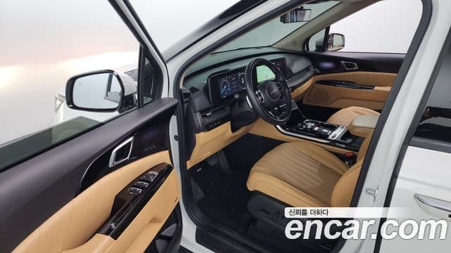Kia Carnival 2023 — ფოტო 10/20