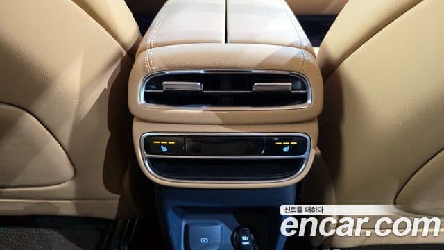 Genesis GV80 2021 — Şəkil 19/20