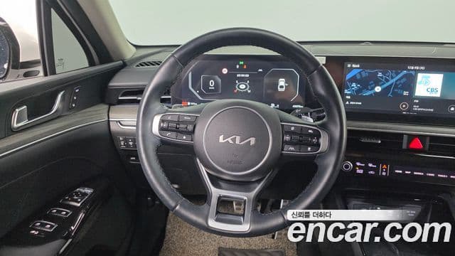 Kia K5 2024 — ფოტო 13/20