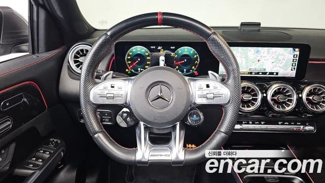 Mercedes-Benz GLB-Class 2022 — ფოტო 13/20