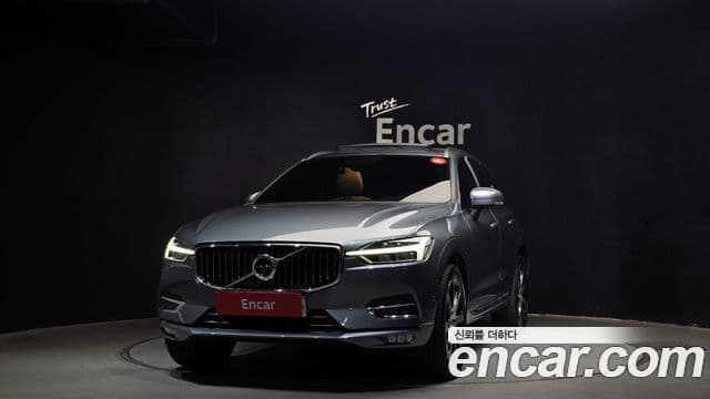 Volvo XC60 2018 — ფოტო 3/20