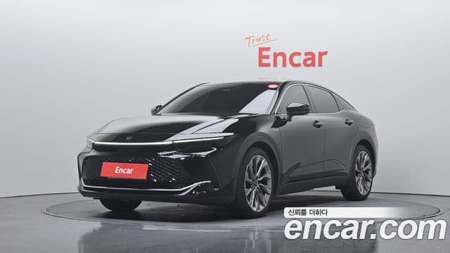 Toyota Crown Crossover 2024 — ფოტო 1/20