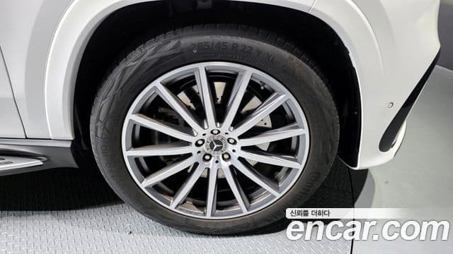 Mercedes-Benz GLS-Class 2025 — фото 5 из 20