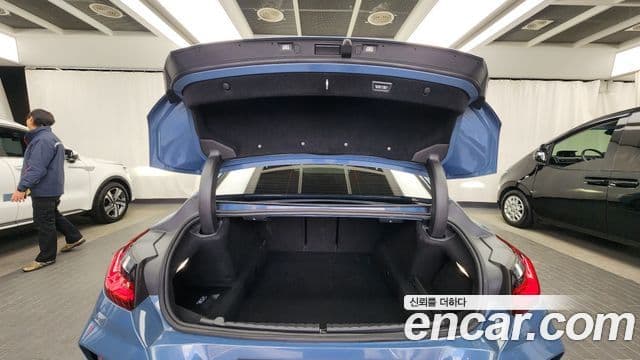 BMW 8 Series 2019 — Şəkil 6/20