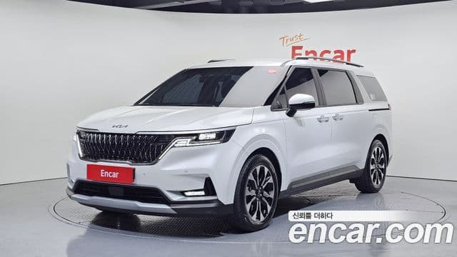 Kia Carnival 2022 — Фото 1/20