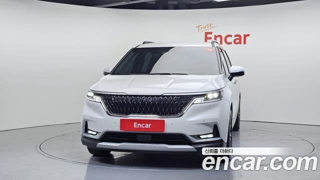 Kia Carnival 2022 — Фото 3/20
