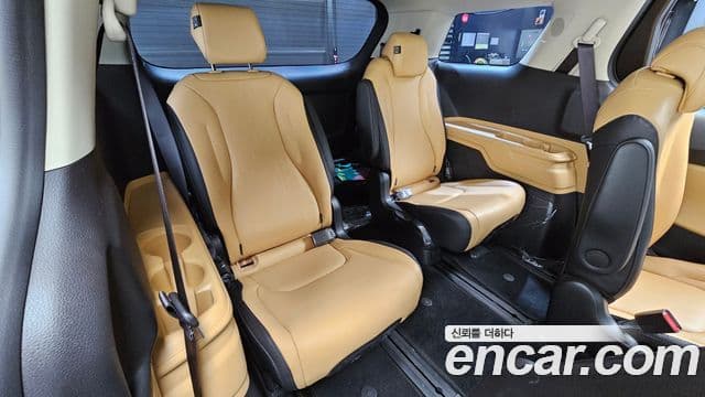 Kia Carnival 2022 — Фото 13/20