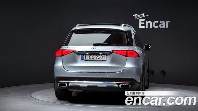 Mercedes-Benz GLE-Class 2022 — Şəkil 3/19
