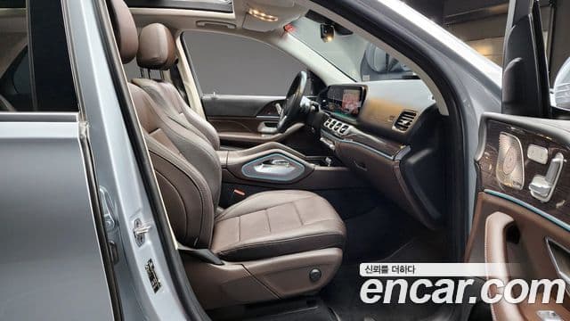 Mercedes-Benz GLE-Class 2022 — Şəkil 8/19